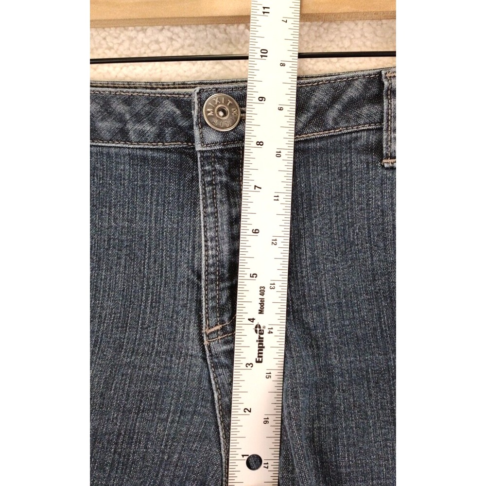 MIXXIT Womens Size 16 Blue‎ Denim Cuffed Capri Baggy Shorts - Picture 11 of 16